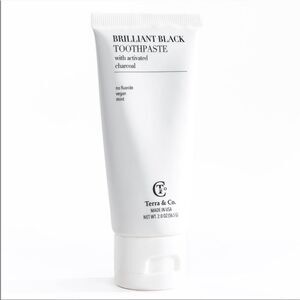 3/$20💗 Terra & Co. Brilliant Black Toothpaste